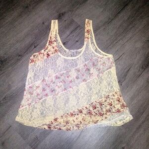 Floral, Lace and Sequin Tank Sz M